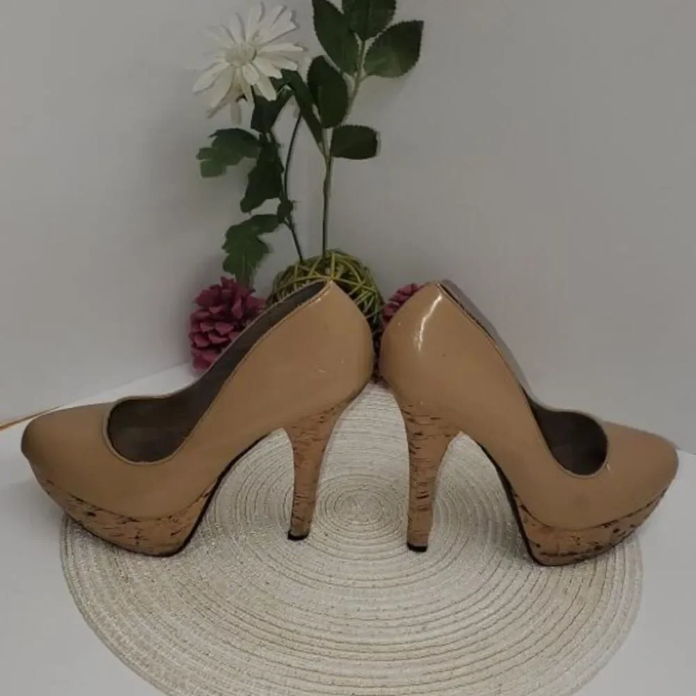 🔥4/$25 MICHAEL ANTONIO TAN CORKSCREW PLATFORM HIGH HEELS, 7.5